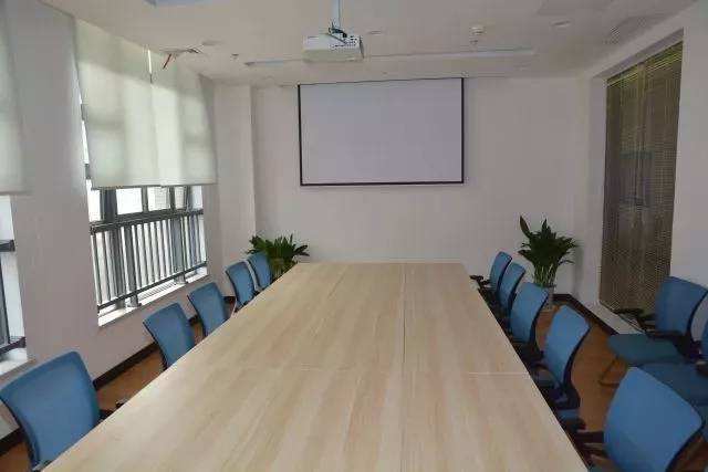 Jiangnan Library Meeting Room